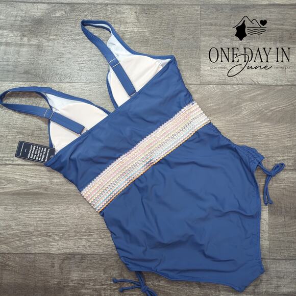 Blooming Jelly V Front Cinched Side One Piece Swimsuit Size L - Picture 7 of 7